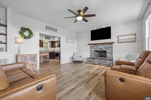 306 Rosewood Dr, Scottsville, VA 24590 - Photo 12