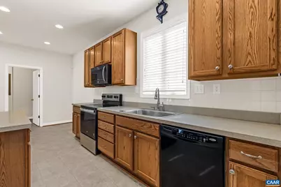 64 Saint Andrews St, Gordonsville, VA 22942 - Photo 10
