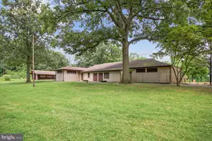 3329 Dubois Pl SE, Washington, DC 20019 - Photo 10