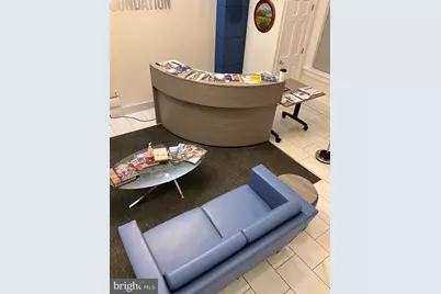 1230 17th Street NW, Washington, DC 20036 - Photo 4