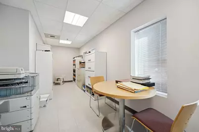 2164 Wisconsin Avenue NW #2164, Washington, DC 20007 - Photo 10