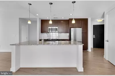 880 New Jersey Avenue SE #2 BR INTERIOR UNIT, Washington, DC 20003 - Photo 4