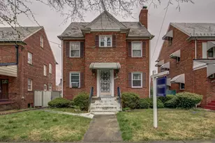 1323 Tewkesbury Pl NW, Washington, DC 20012 - Photo 4