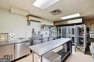 705 8th Street SE, Washington, DC 20003 - Photo 14