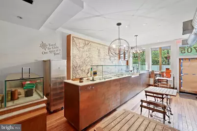 705 8th Street SE, Washington, DC 20003 - Photo 4