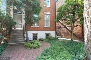 715 G St SE, Washington, DC 20003 - Photo 6