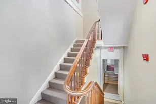 715 G St SE, Washington, DC 20003 - Photo 20