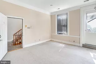 715 G St SE, Washington, DC 20003 - Photo 18