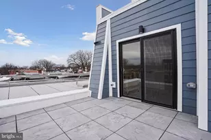 329 16th St SE, Washington, DC 20003 - Photo 34