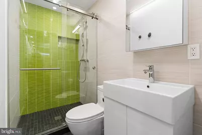 2102 R Street NW, Washington, DC 20008 - Photo 46
