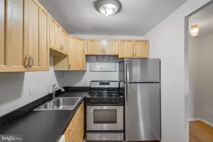 730 24th St NW, Washington, DC 20037 - Photo 22