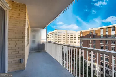 730 24th Street NW #708, Washington, DC 20037 - Photo 30