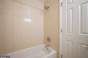 1423 Girard St NW, Washington, DC 20009 - Photo 12