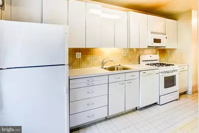4201 Cathedral Avenue NW #201E, Washington, DC 20016 - Photo 10
