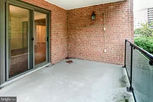 4201 Cathedral Ave NW, Washington, DC 20016 - Photo 36