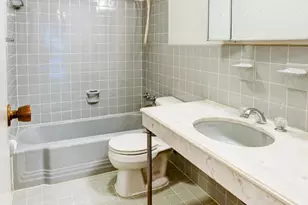 4201 Cathedral Ave NW, Washington, DC 20016 - Photo 22