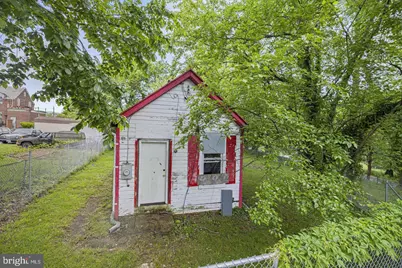 3105 22nd Street SE, Washington, DC 20020 - Photo 2