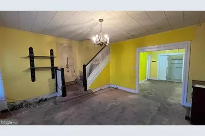 225 Cromwell Terrace NE, Washington, DC 20002 - Photo 4