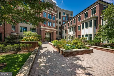 4750 41st Street NW #507, Washington, DC 20016 - Photo 2