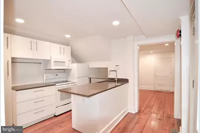 1072 Thomas Jefferson Street NW, Washington, DC 20007 - Photo 6