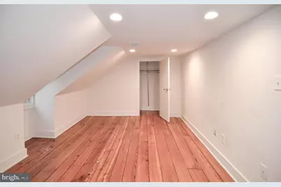 1072 Thomas Jefferson Street NW, Washington, DC 20007 - Photo 26