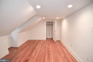 1072 Thomas Jefferson St NW, Washington, DC 20007 - Photo 26