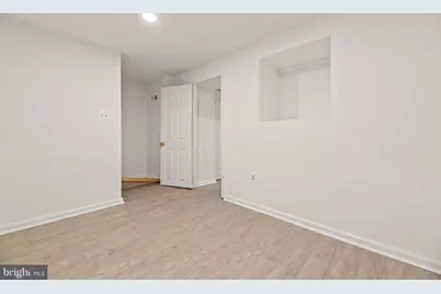 747 Newton Place NW, Washington, DC 20010 - Photo 18