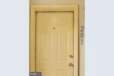 3866 9th Street SE #201, Washington, DC 20032 - Photo 2