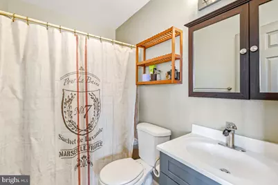 1377 K Street SE #2, Washington, DC 20003 - Photo 28