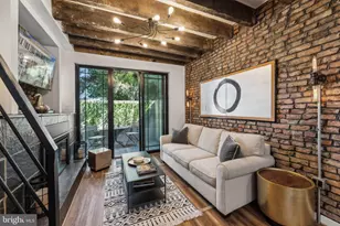 7 Pomander Walk NW, Washington, DC 20007 - Photo 4