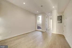 3118 Mt Pleasant St NW, Washington, DC 20010 - Photo 8