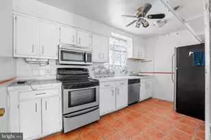 1643 11th Pl NE, Washington, DC 20002 - Photo 4