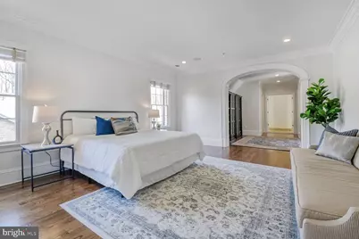 1935 Foxview Circle NW, Washington, DC 20007 - Photo 20