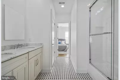 1935 Foxview Circle NW, Washington, DC 20007 - Photo 34