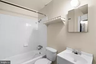 237 8th St NE, Washington, DC 20002 - Photo 18