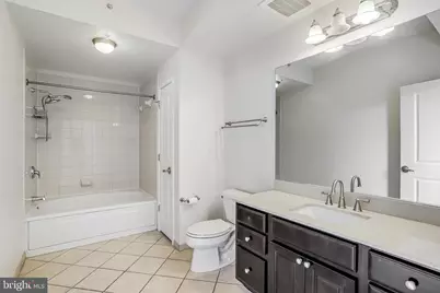 1001 L Street NW #811, Washington, DC 20001 - Photo 24