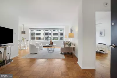 1545 18th Street NW #303, Washington, DC 20036 - Photo 2