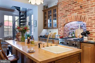 600 G St SE, Washington, DC 20003 - Photo 14