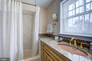 600 G St SE, Washington, DC 20003 - Photo 36