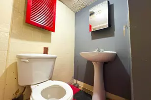 711 Florida Ave NE, Washington, DC 20002 - Photo 30