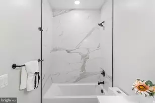 1724 Connecticut Ave NW, Washington, DC 20009 - Photo 14