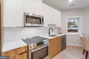 1724 Connecticut Ave NW, Washington, DC 20009 - Photo 10