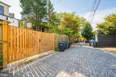 3817 NW Cathedral Avenue NW #GARDEN APARTMENT, Washington, DC 20016 - Photo 32