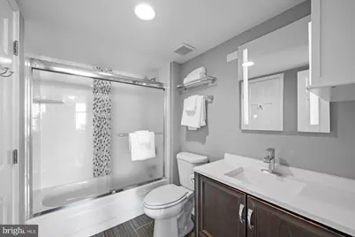 701 Pennsylvania Avenue NW #PH2, Washington, DC 20004 - Photo 14