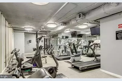 701 Pennsylvania Avenue NW #PH2, Washington, DC 20004 - Photo 16