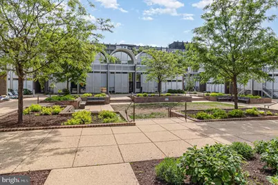 1338 4th St SW #T1338, Washington, DC 20024 - Photo 2