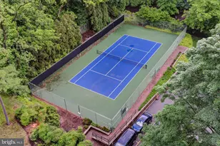 4201 Cathedral Ave NW, Washington, DC 20016 - Photo 50