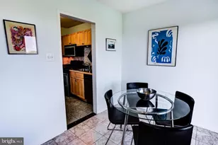 4201 Cathedral Ave NW, Washington, DC 20016 - Photo 22