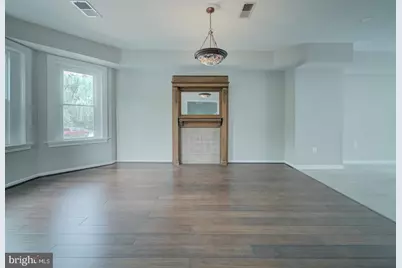 82 T Street NW, Washington, DC 20001 - Photo 8