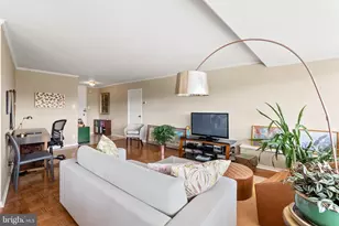 2500 Virginia Ave NW, Washington, DC 20037 - Photo 10